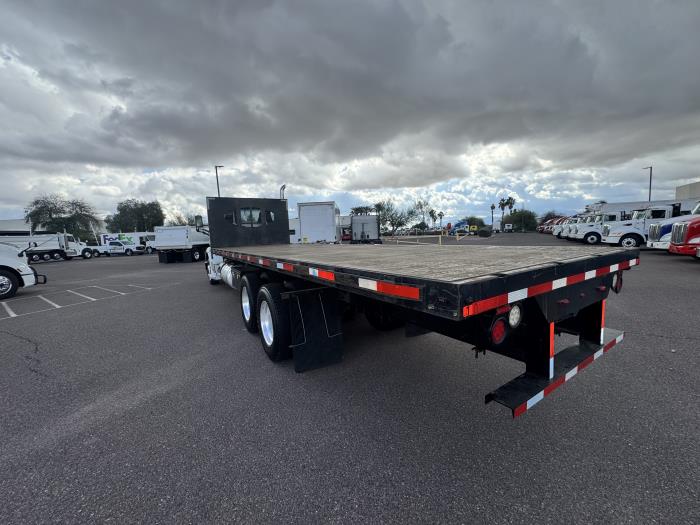 2018 Peterbilt 567-3