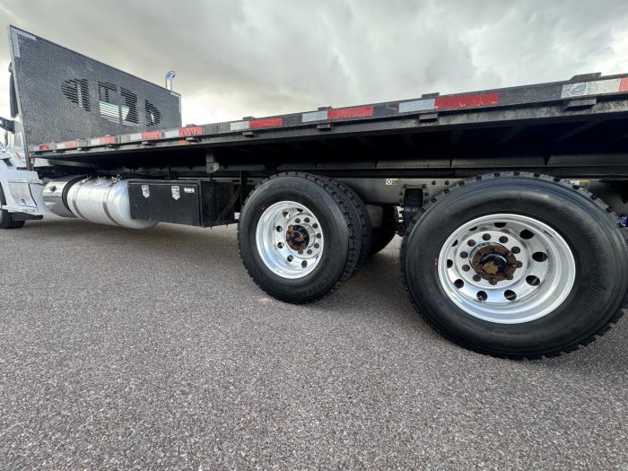 2018 Peterbilt 567-4