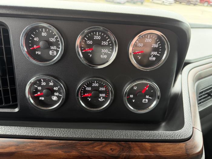 2026 International LT625-21