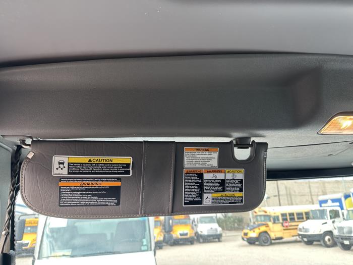 2020 Peterbilt 337-13