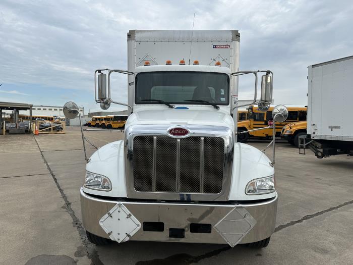 2020 Peterbilt 337-1