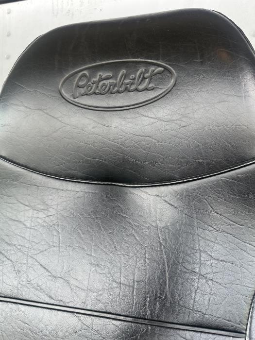 2020 Peterbilt 337-13