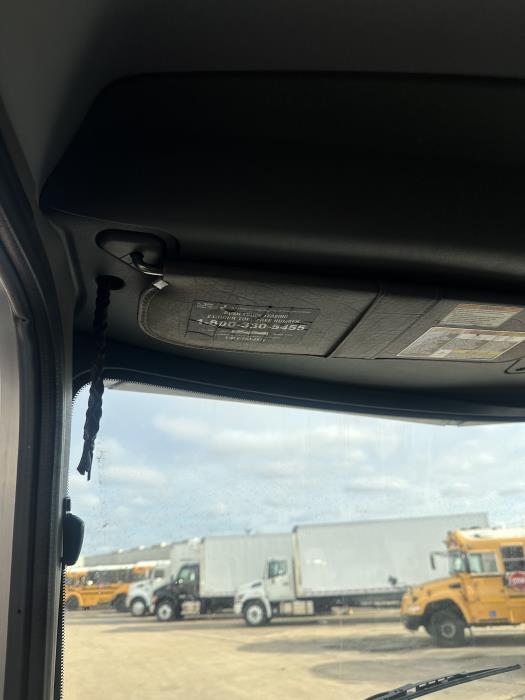 2020 Peterbilt 337-17