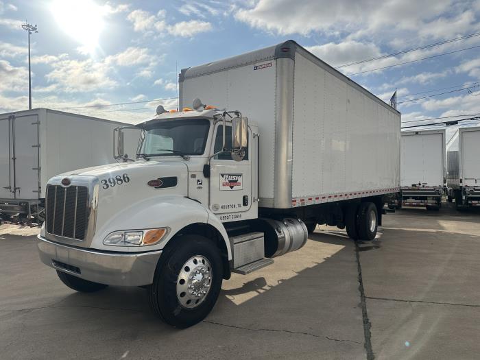 2020 Peterbilt 337-0