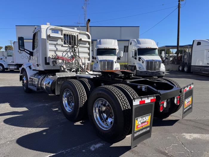 2020 Peterbilt 567-6