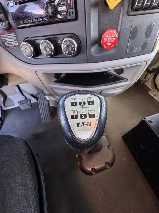 2020 Peterbilt 567-13