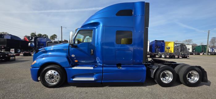 2022 International LT625-2