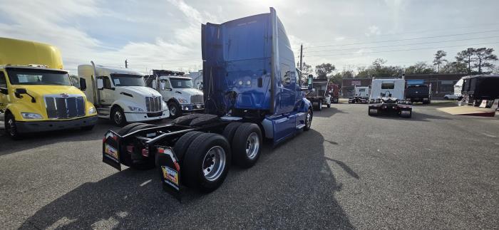 2022 International LT625-5