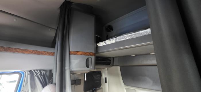 2022 International LT625-11