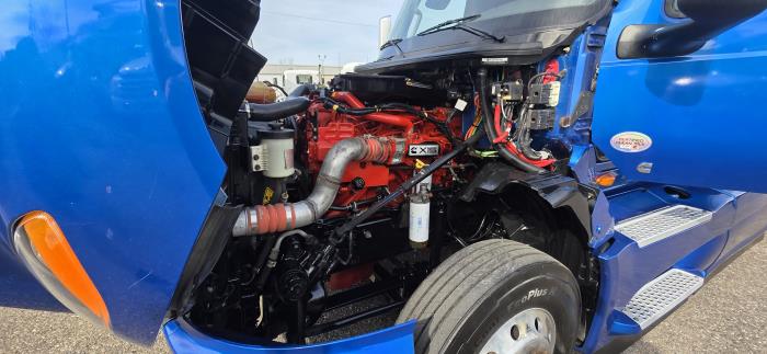 2022 International LT625-25