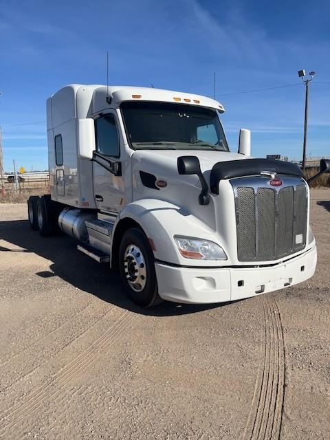2022 Peterbilt 579-2
