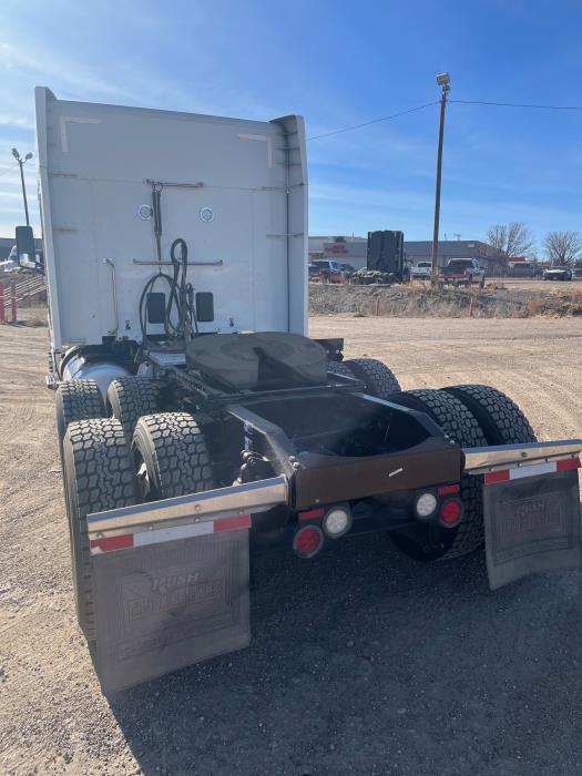 2022 Peterbilt 579-4