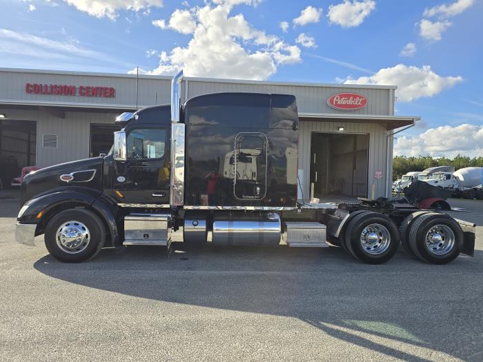 2020 Peterbilt 579-1
