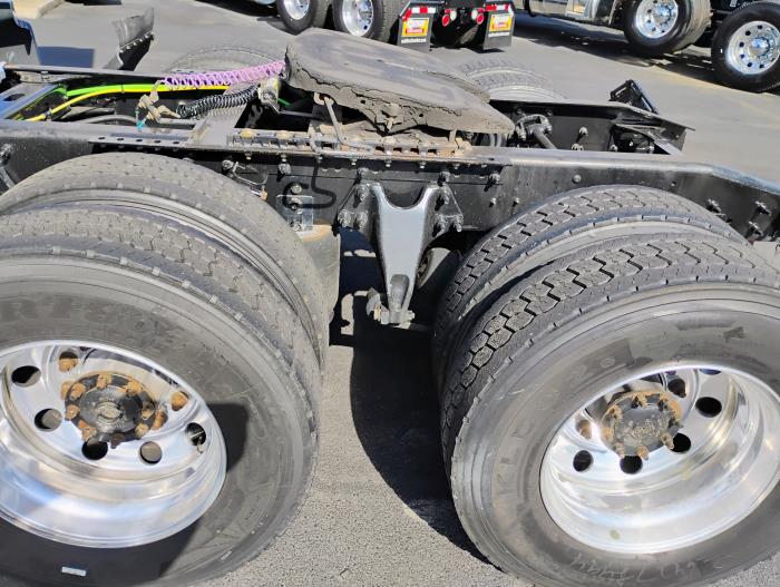 2022 International LT625-5