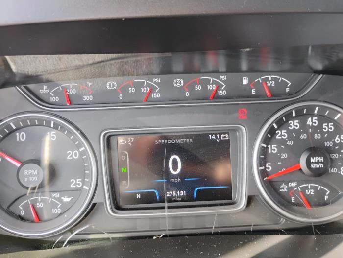 2022 International LT625-13