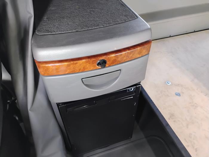 2022 International LT625-17