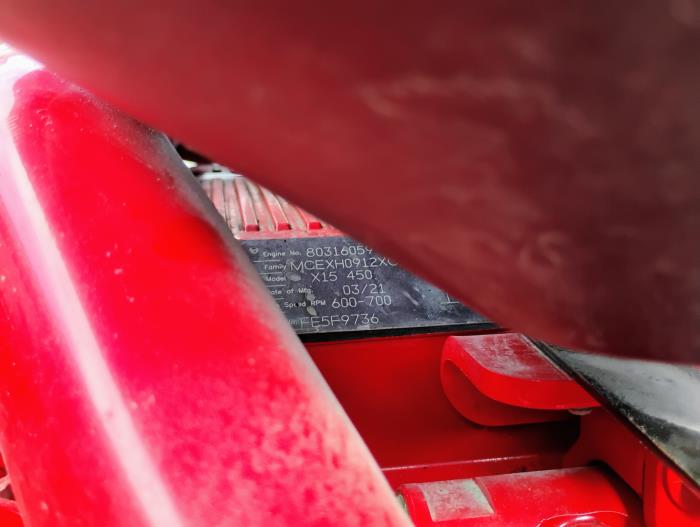 2022 International LT625-25