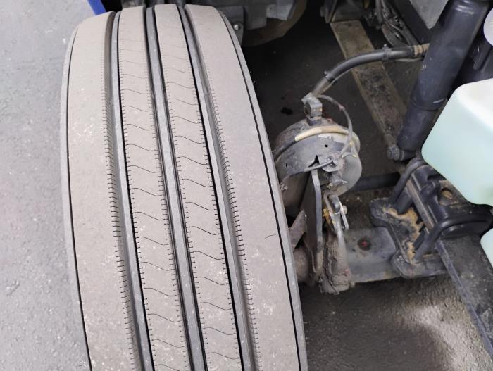 2022 International LT625-28