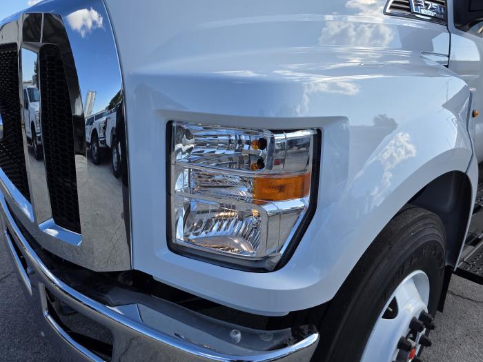 2026 Ford F-750-9
