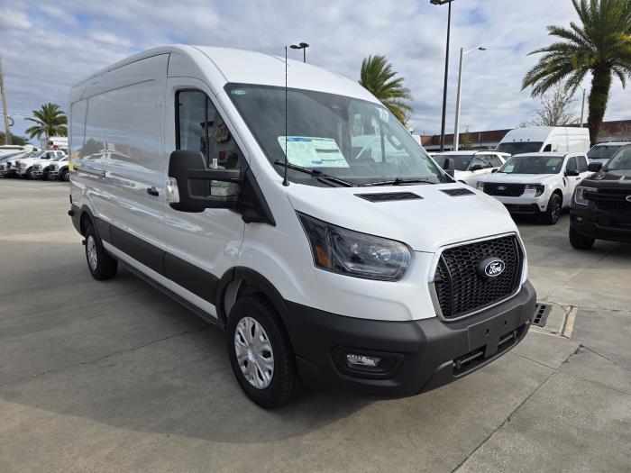 2026 Ford Transit-250-3