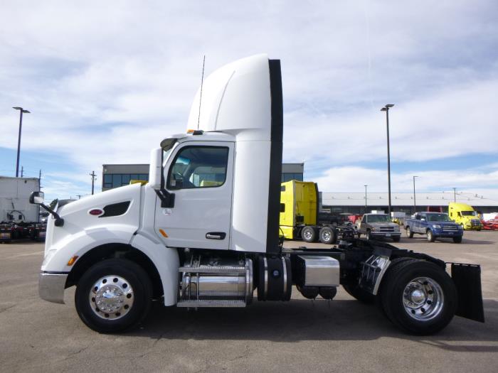 2020 Peterbilt 579-1