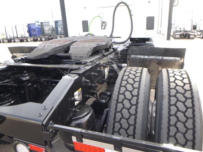 2020 Peterbilt 579-21