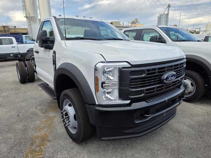 2026 Ford F-450-3