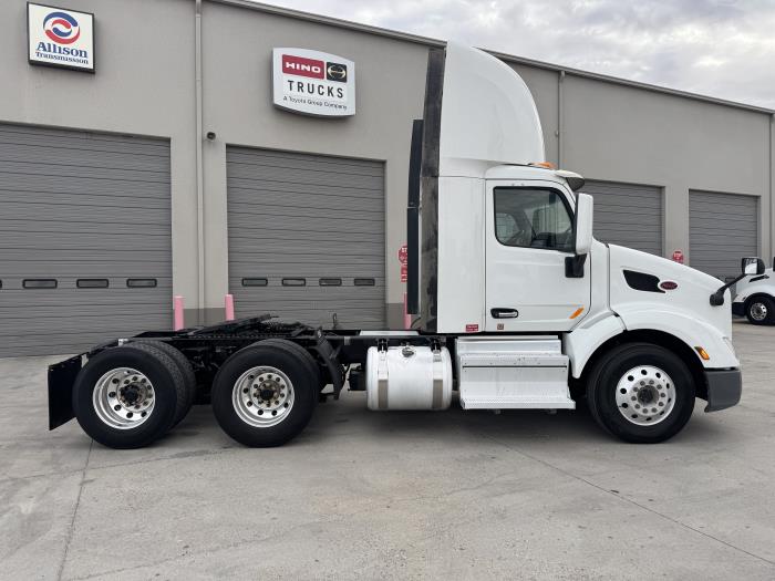 2020 Peterbilt 579-3