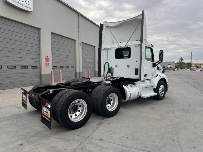 2020 Peterbilt 579-4