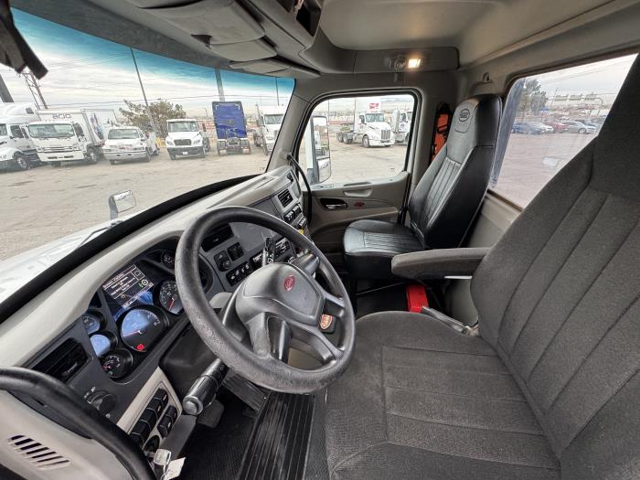2020 Peterbilt 579-12