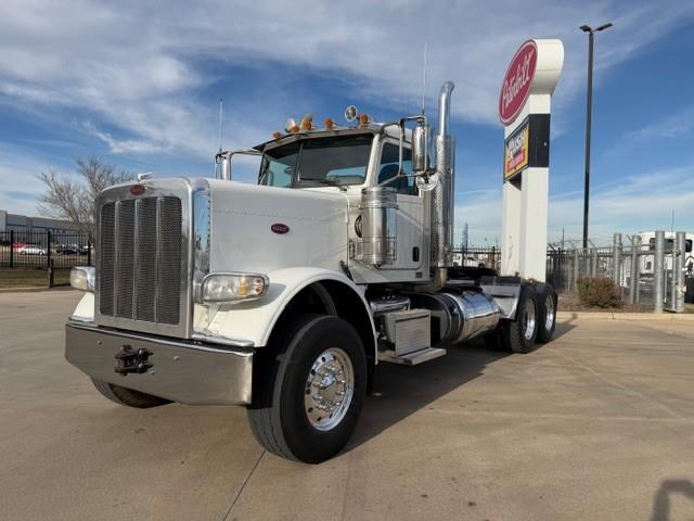 2020 Peterbilt 389-0