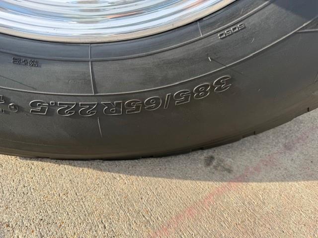 2020 Peterbilt 389-17