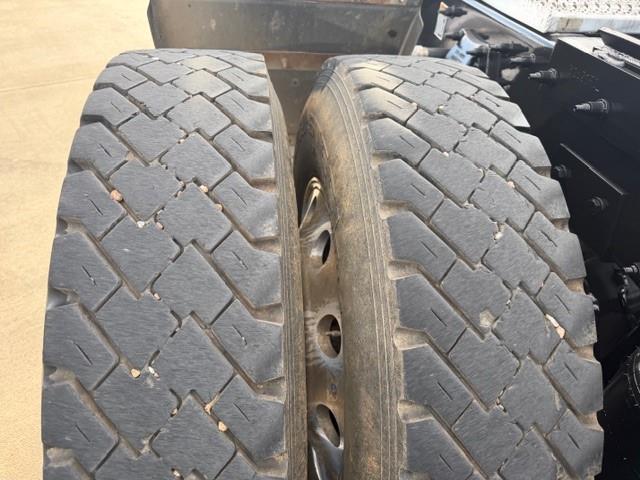 2020 Peterbilt 389-20