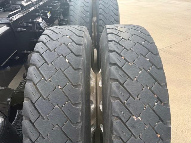 2020 Peterbilt 389-22