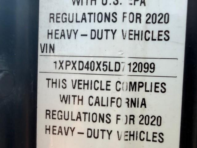 2020 Peterbilt 389-30