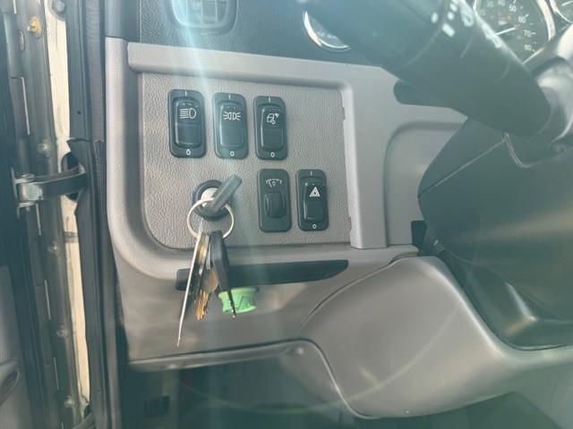 2020 Peterbilt 389-43