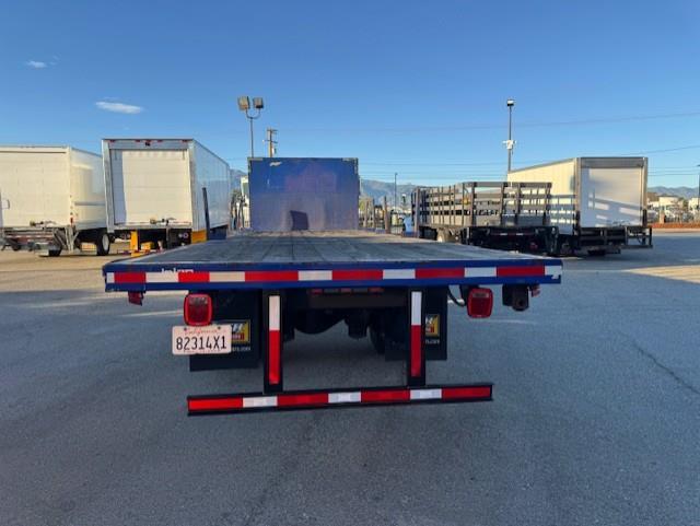 2017 Peterbilt 337-4