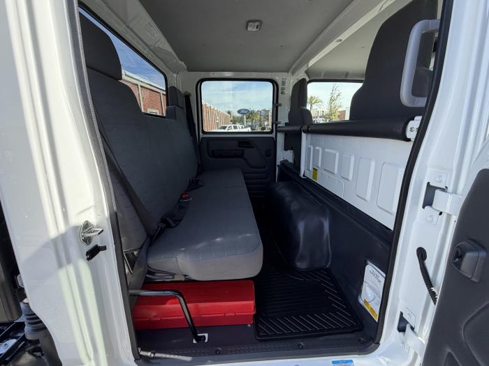 2026 Isuzu NPR-HD-19