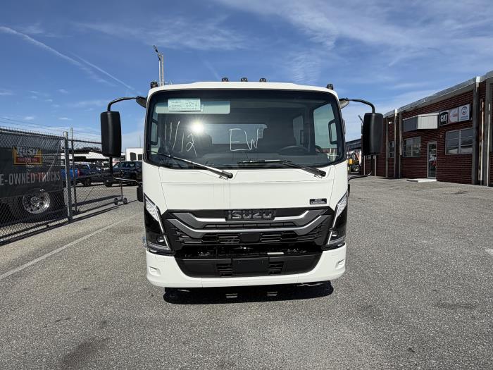 2026 Isuzu NPR-HD-7