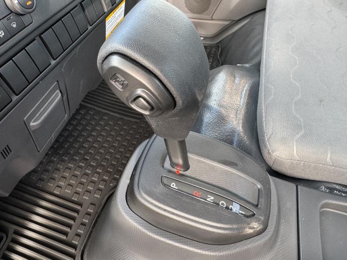 2026 Isuzu NPR-HD-17