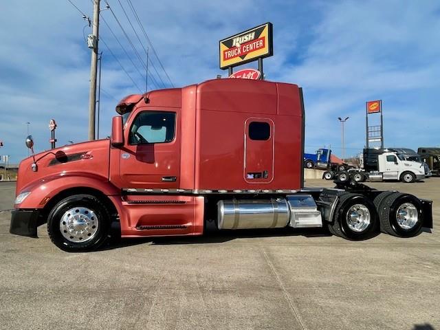 2022 Peterbilt 579-5