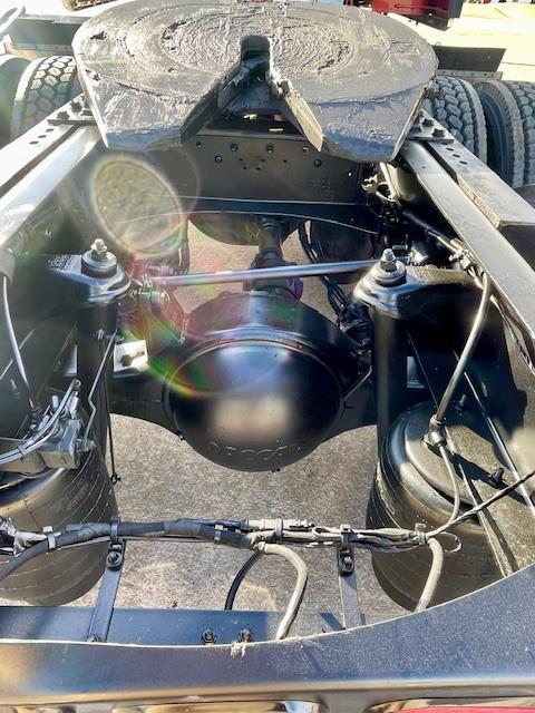 2022 Peterbilt 579-13