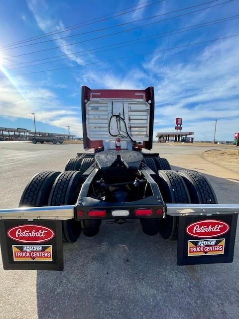 2022 Peterbilt 579-9