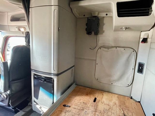 2022 Peterbilt 579-22