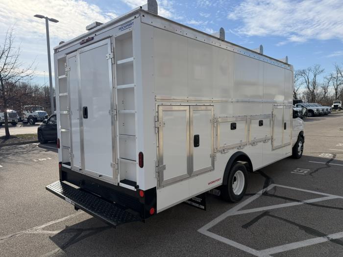 2026 Ford E-450-6