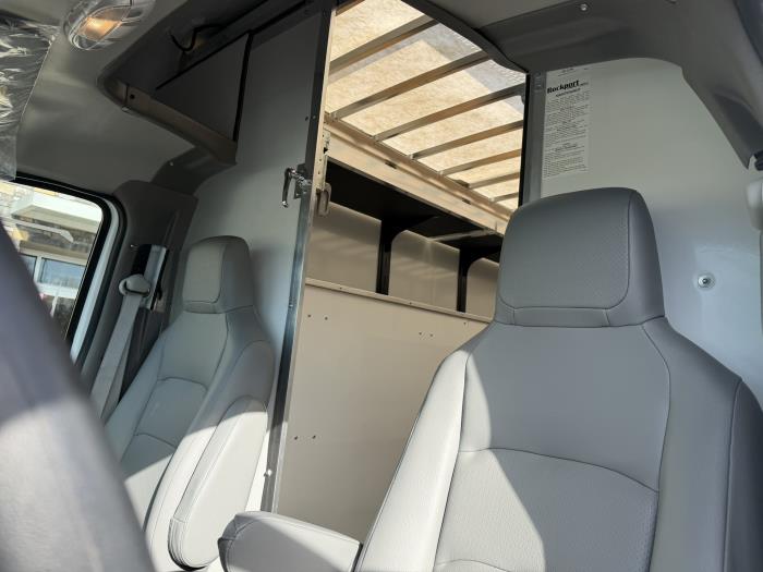 2026 Ford E-450-33