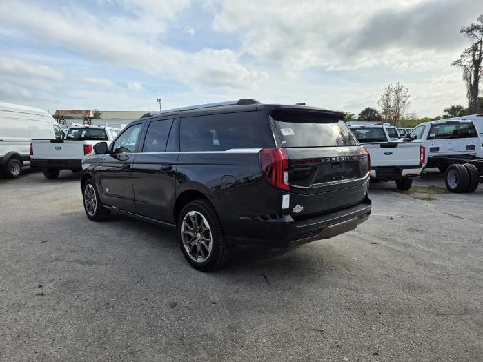 2026 Ford Expedition-7