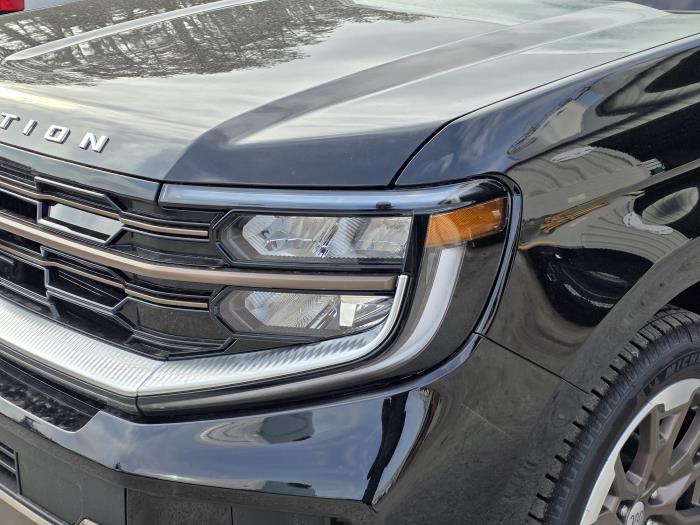 2026 Ford Expedition-9