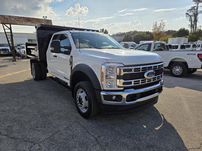 2026 Ford F-550-3