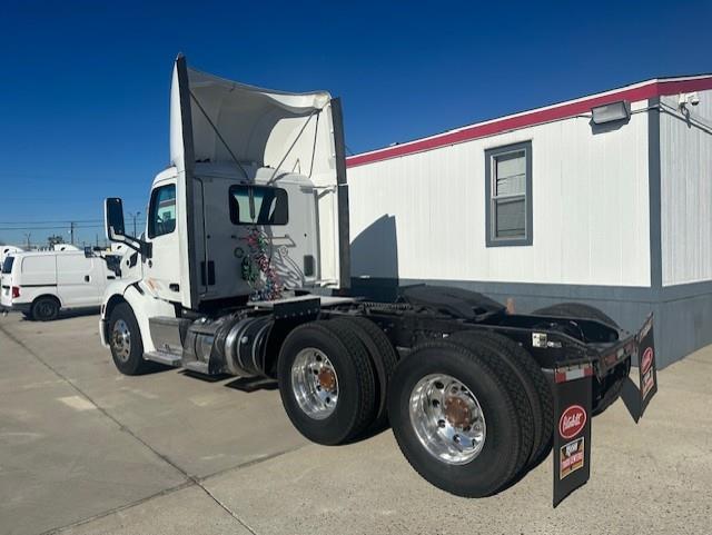 2020 Peterbilt 579-5
